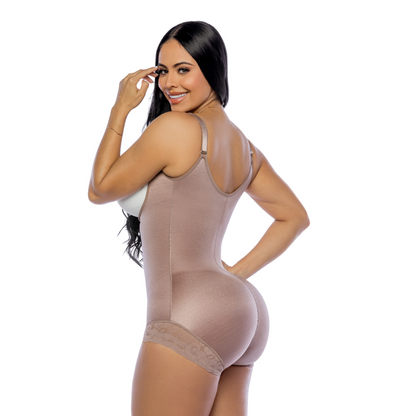 Body Postparto Abrazo Maternal